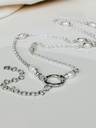 Silberne Dreh-Halskette mit Perlen Chiyo