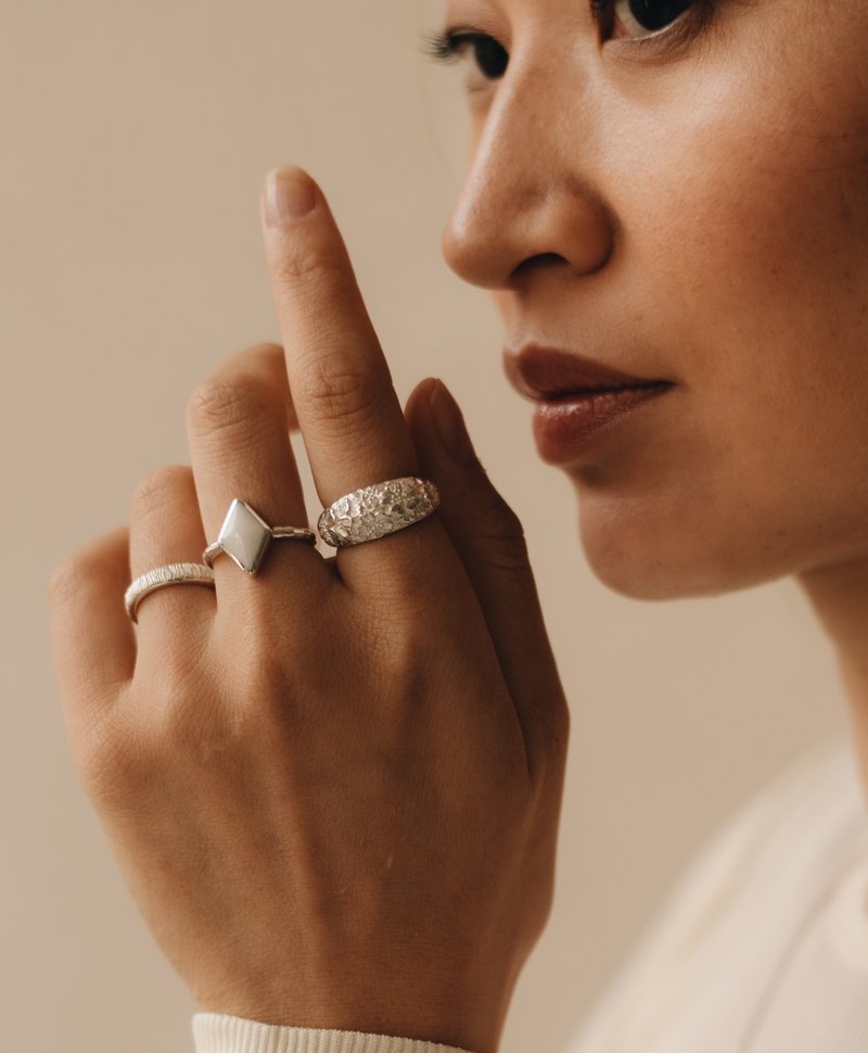 White Agate Gemstone Ring Jun, Silver