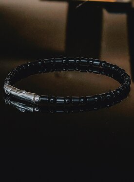 Schwarzes Perlenarmband Herren Nhean