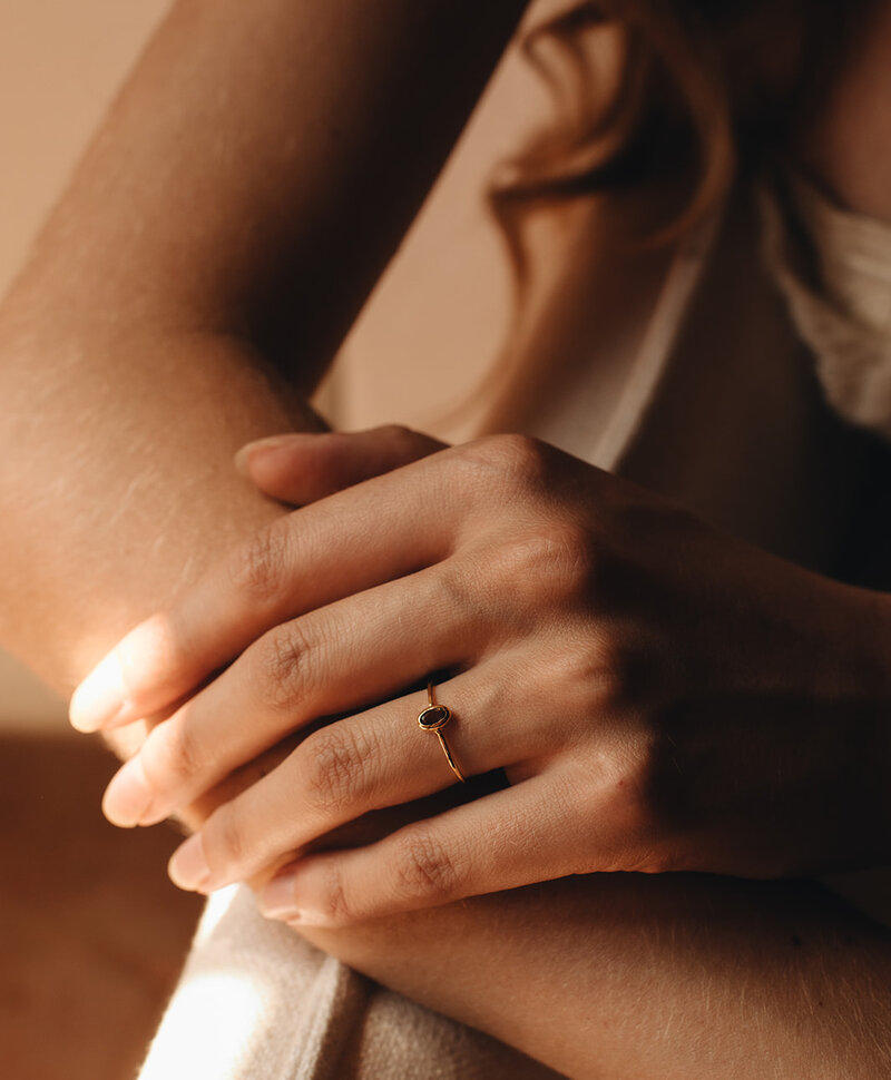 Gold Plated Ring Met Rookkwarts Asteria