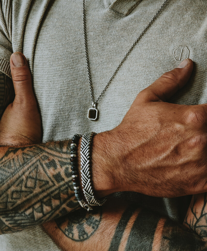 Silver Men's Pendant With Brown Stone Chetas