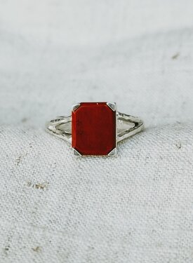 Silberner, roter Jaspis-Ring Meiyo