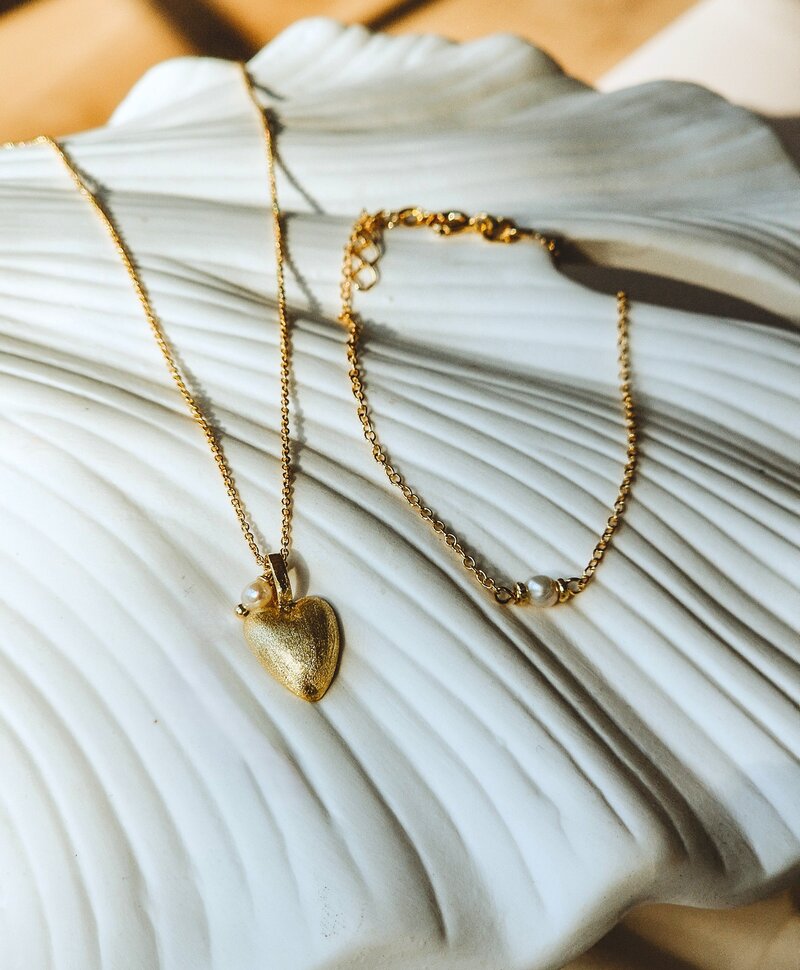 Gold Plated Ketting Met Hartjes Hanger Chérie