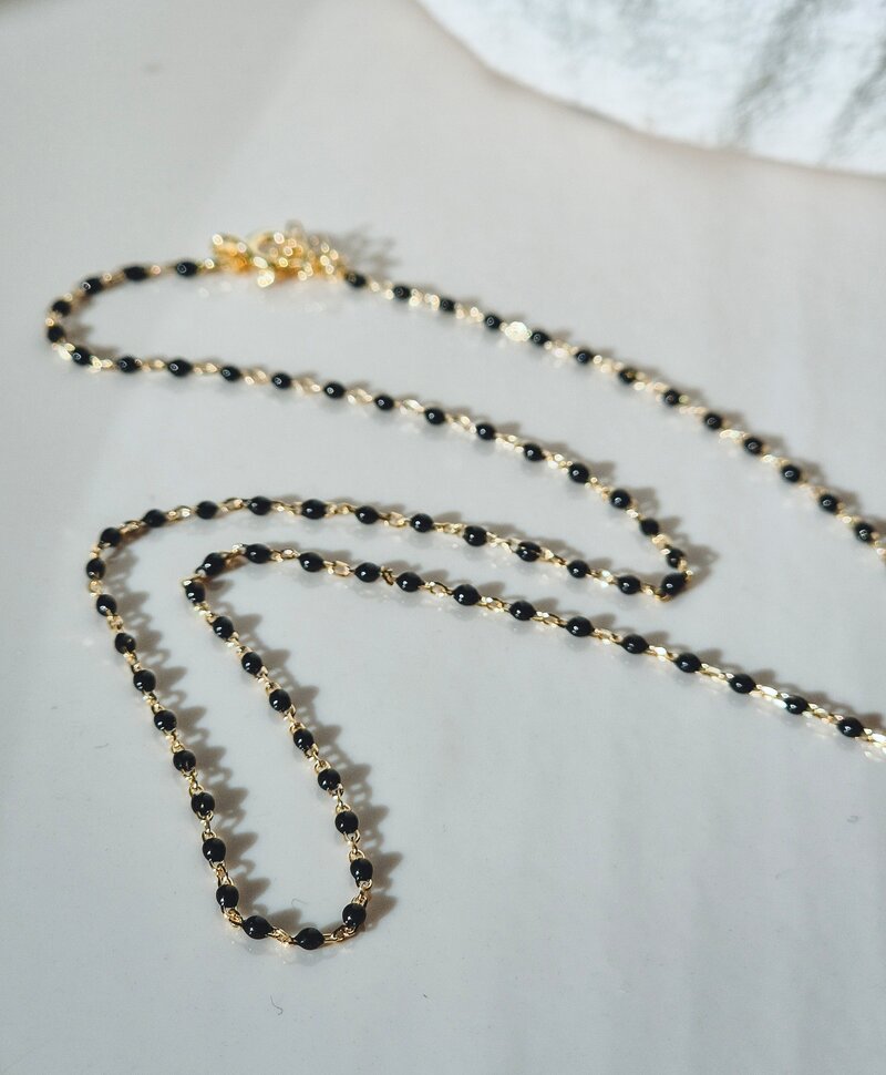 Black Bead Necklace Minuit, Gold Plated