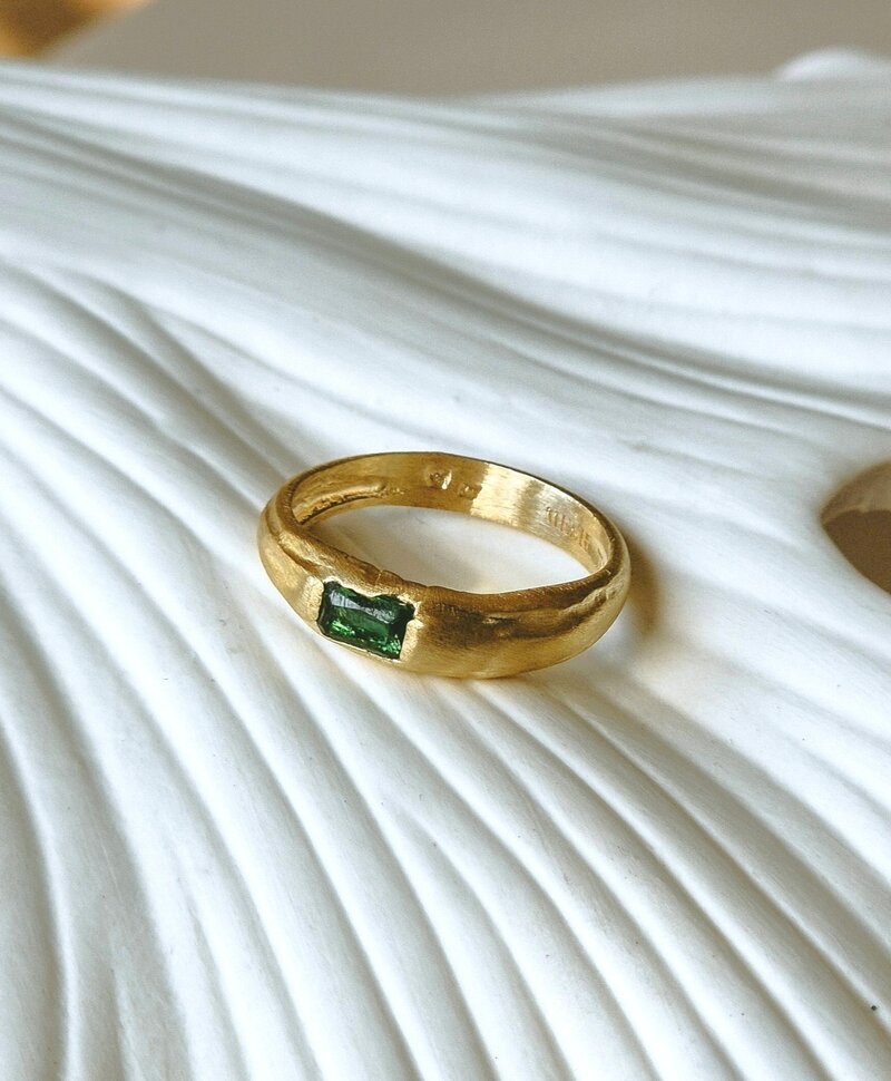 Ring With Green Stone Émeraude, Gold Plated