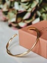 Vergoldete Gedrehte Cuff Armband Maella