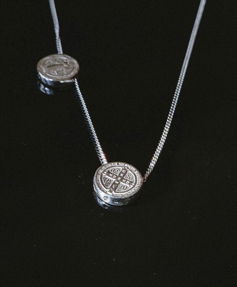 Argent Collier Homme À Double Médaillon Aegis