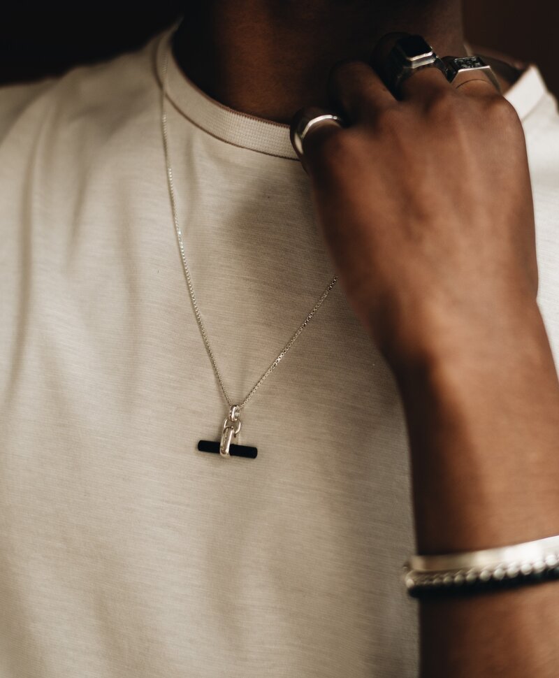 Silver Onyx T-Bar Men's Pendant Binh