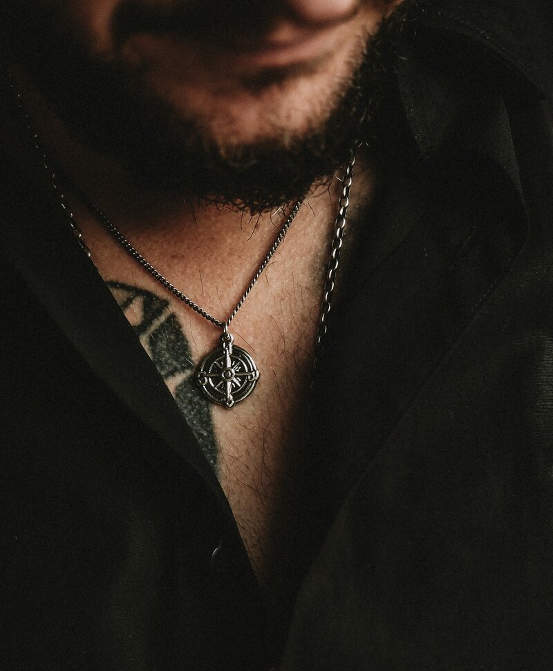 Silver Men’s Compass Pendant Solas