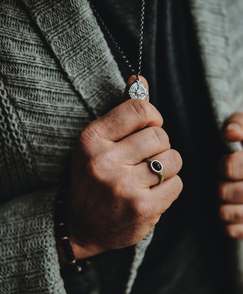 Silver Men’s Compass Pendant Solas