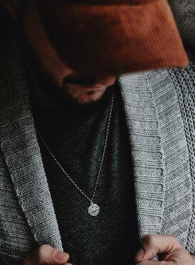 Silver Men’s Compass Pendant Solas