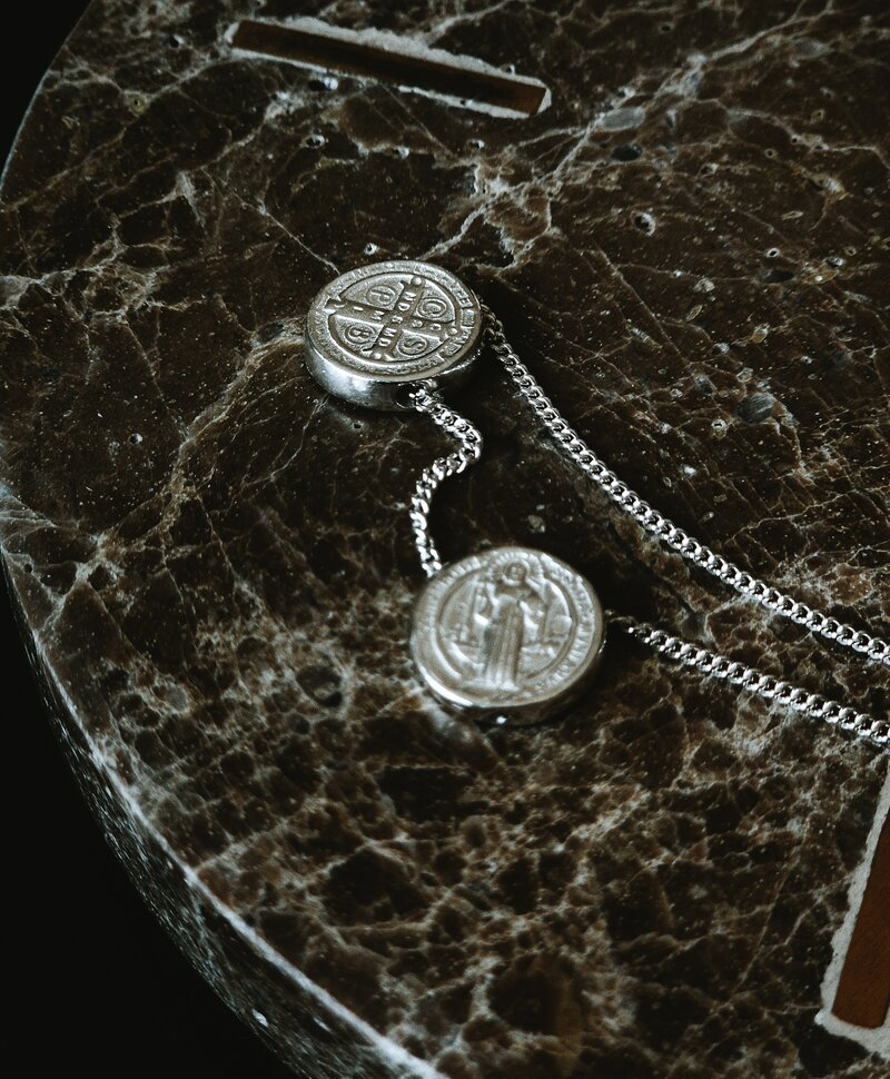 Zilveren Dubbele Medaillon Heren Ketting Aegis