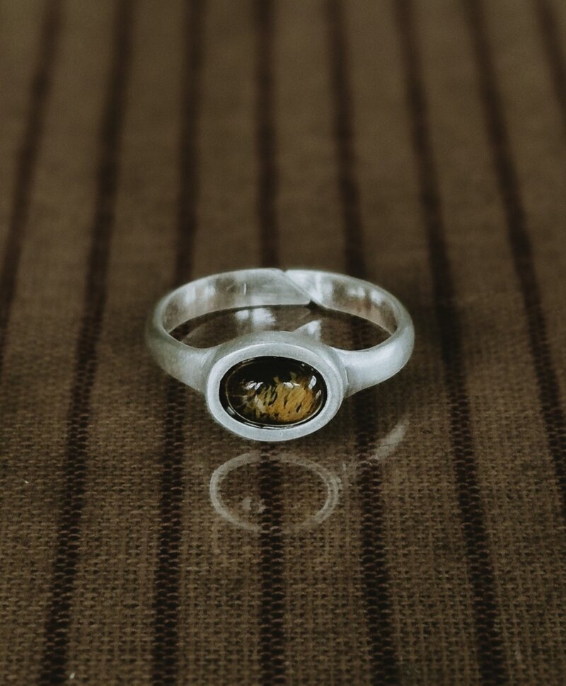 Silberner Herrenring Mit Braunem Tigerauge Zephyr