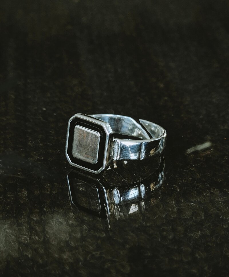 Silberner Herrenring Achteck Cael