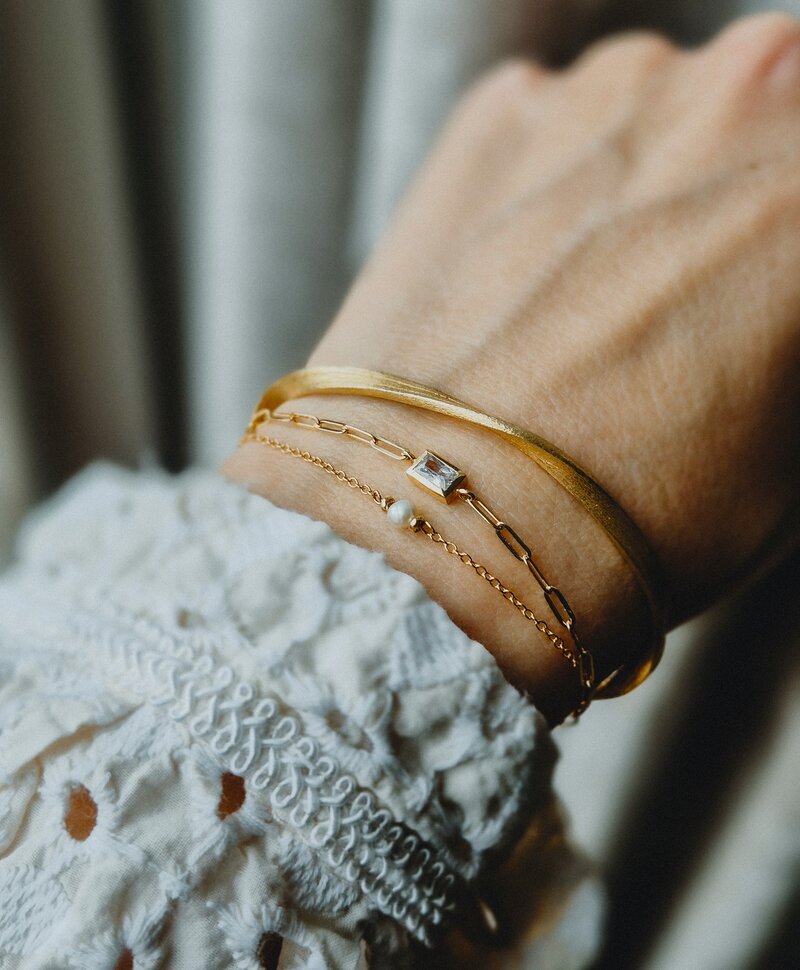 Bracelet With Pearl Perline, Gold Plated