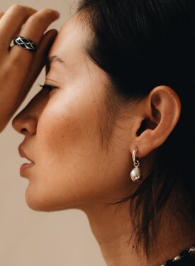 Single Pearl Earring Charm Shinju, Silver