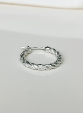 Single Large Twisted Hoop Earring Kiyomi, Silver