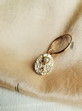 Enkele Gold Plated Oorbel Met Parel Bela