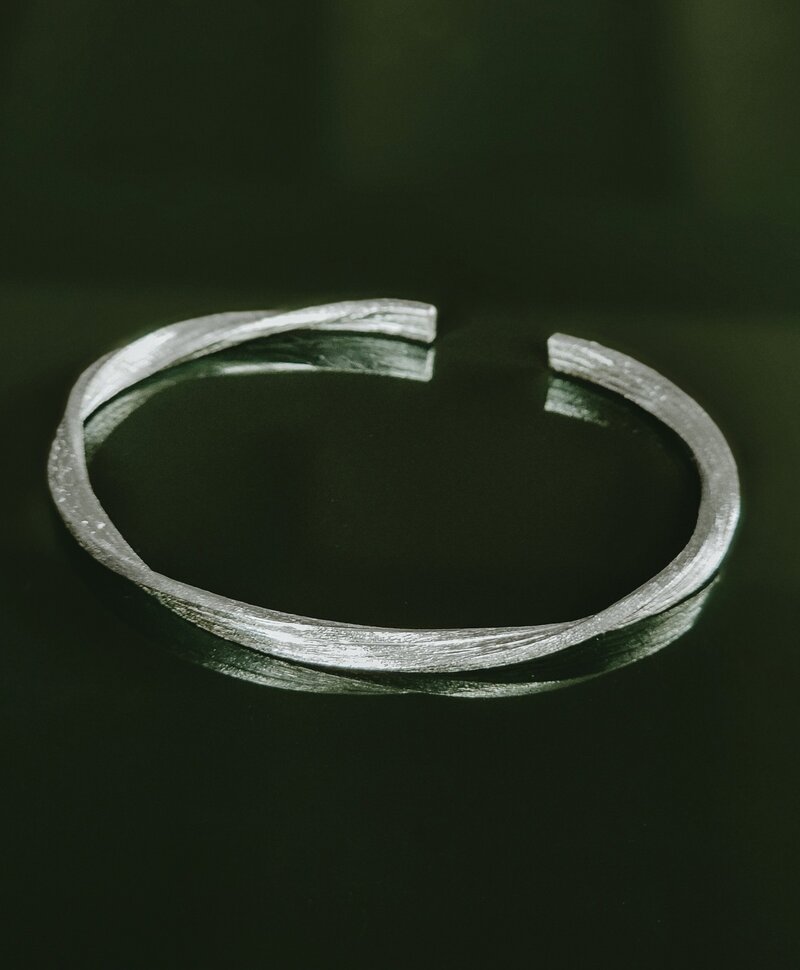 Silberne Gedrehte Cuff Armband Maella