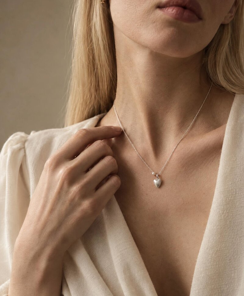 Necklace With Heart Pendant Chérie, Silver