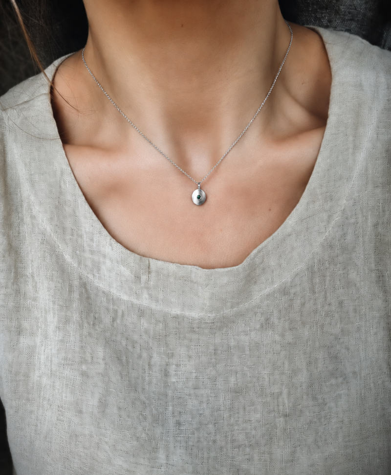 Necklace With Green Stone Pendant Céleste, Silver