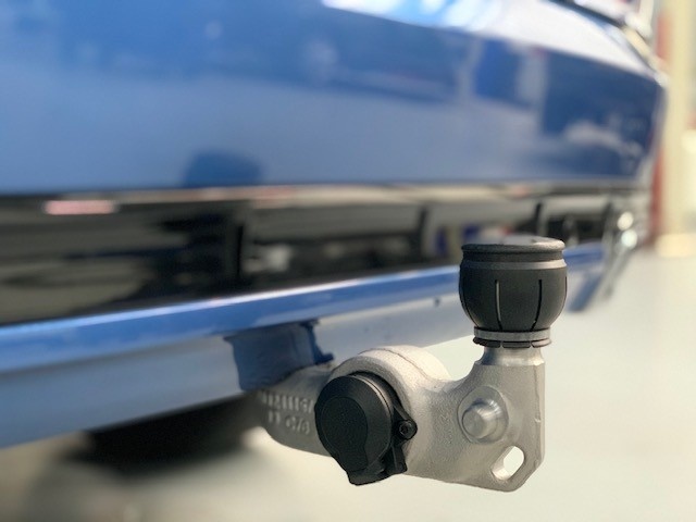 NIEUWE elektrisch Inklapbare trekhaak Volvo XC60 ll > 2017 ...