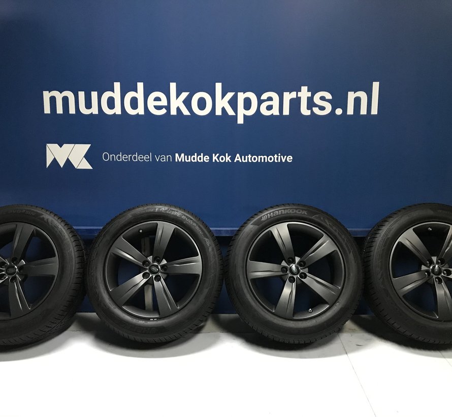 Range Rover 19 inch velgen +Zomerbanden Velar
