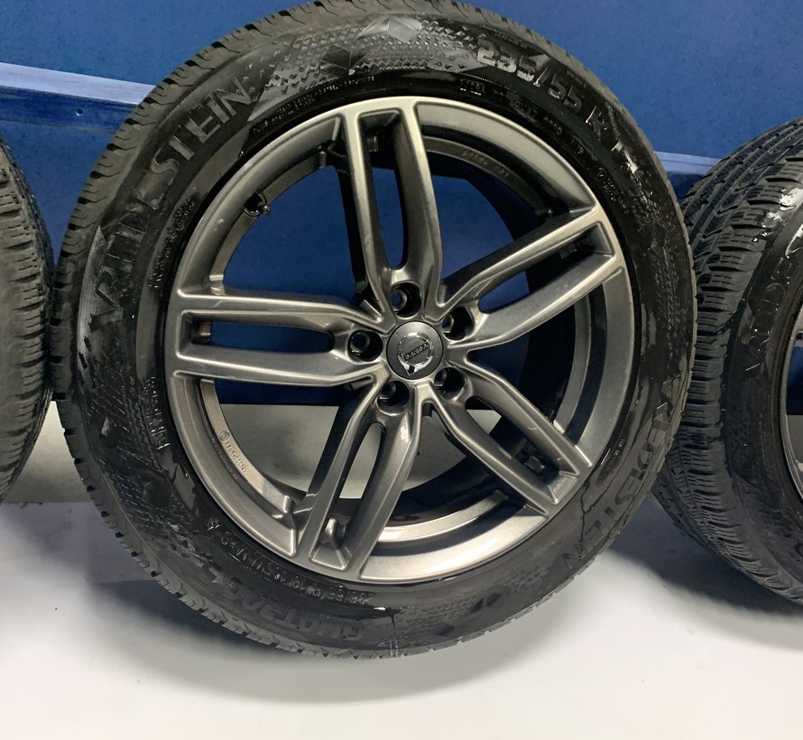 Volvo 19 inch velgen + Allseason banden XC90 2015-