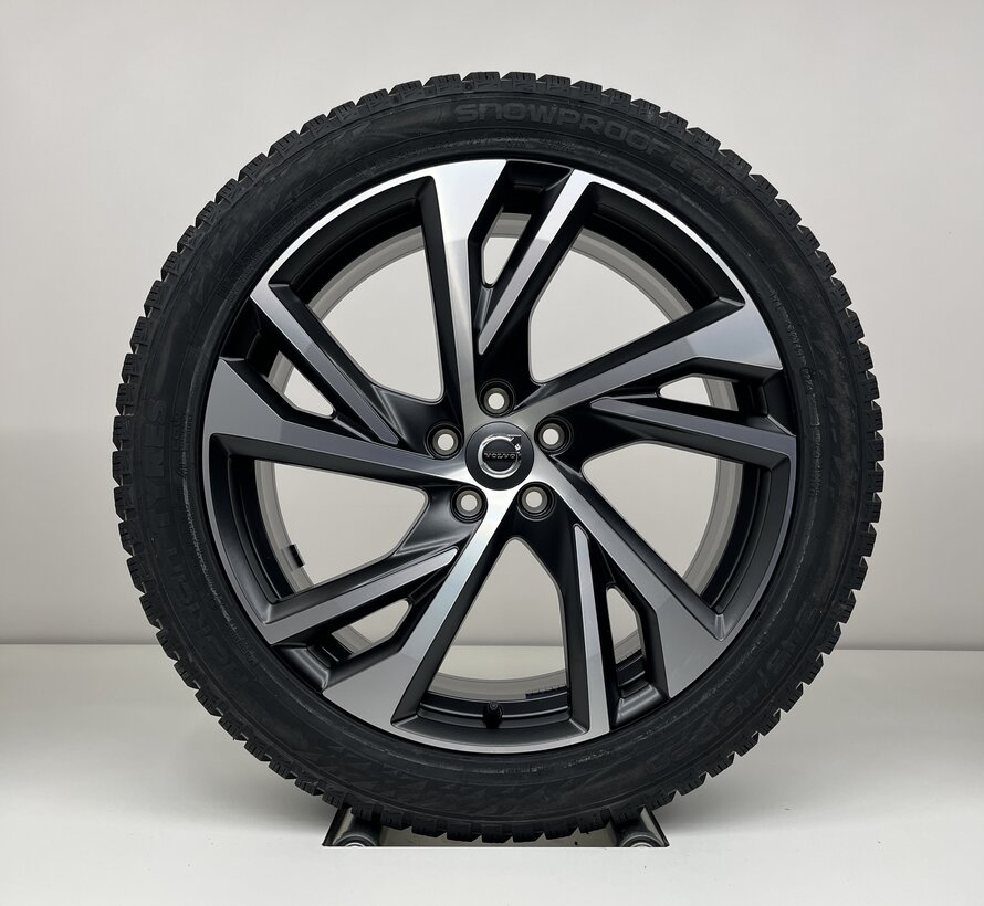 Volvo NIEUWE 20 inch R-design velgen + Winterbanden XC40 V90 CC