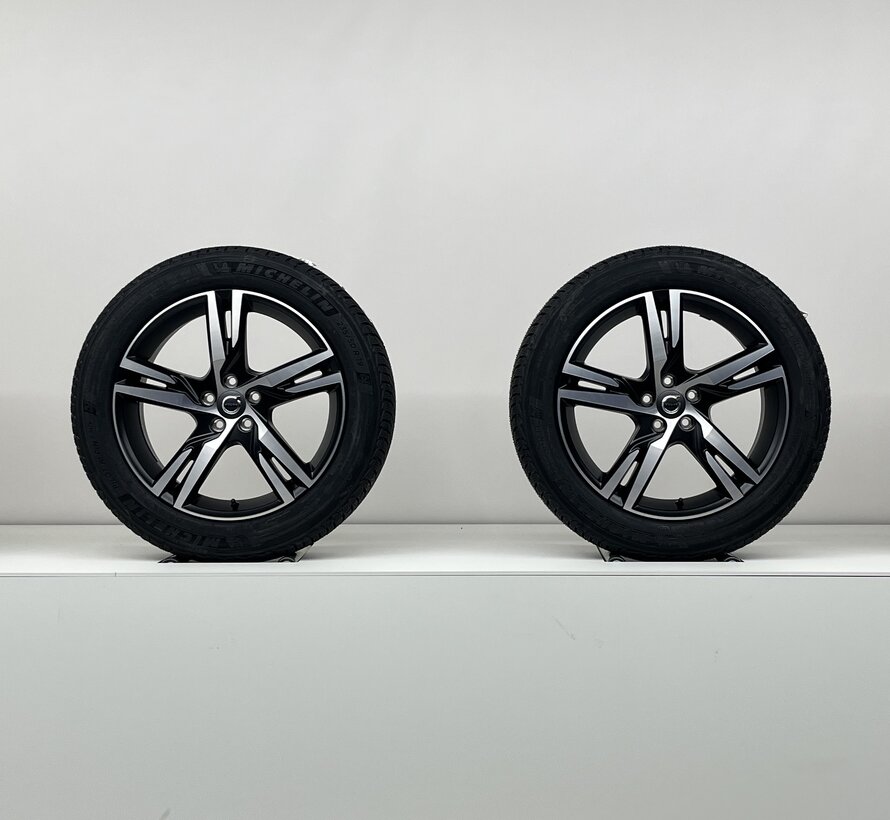 Volvo NIEUWE 19 inch R-design velgen + winterbanden XC40 V90CC