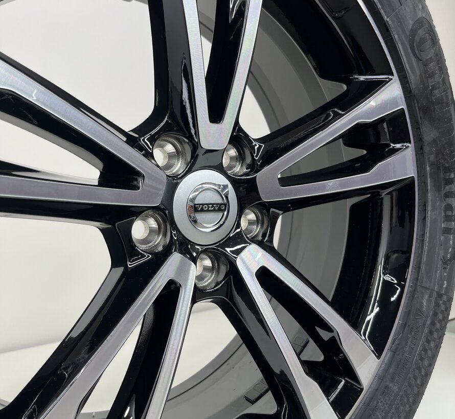 Volvo NIEUWE 19 inch inscription velgen + Winterbanden XC60 2017-