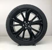 Volvo. Volvo NIEUWE 21 inch Dark/Black velgen + Winterbanden XC60 2017-