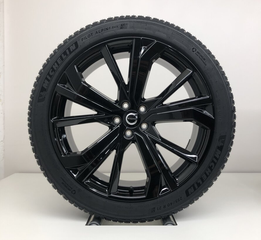 Volvo NIEUWE 21 inch Dark/Black velgen + Winterbanden XC60 2017-