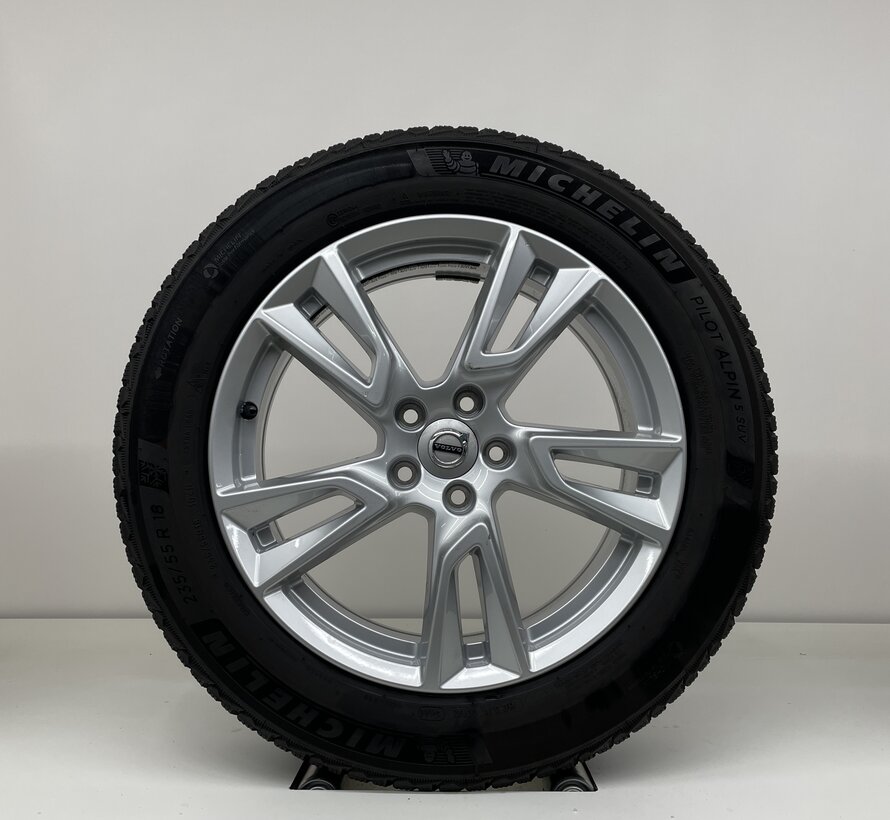 Volvo 18 inch velgen + Allseason banden  XC40 V90CC