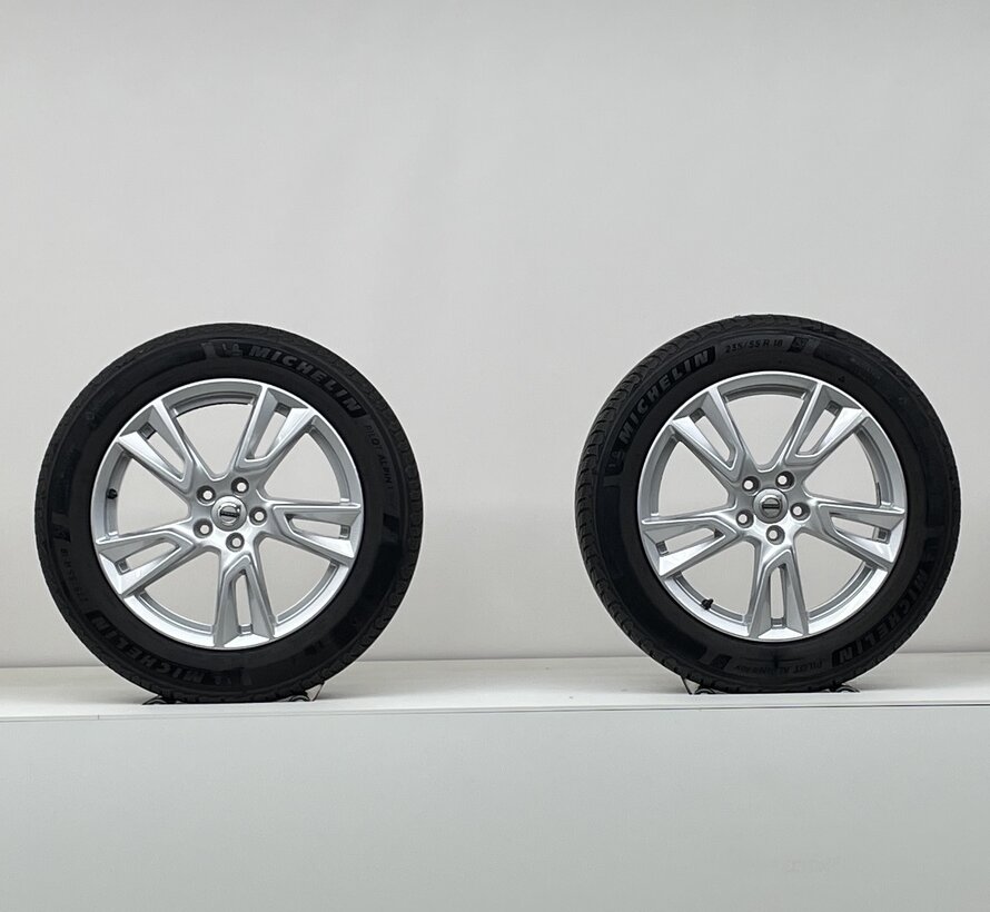 Volvo 18 inch velgen + Allseason banden  XC40 V90CC