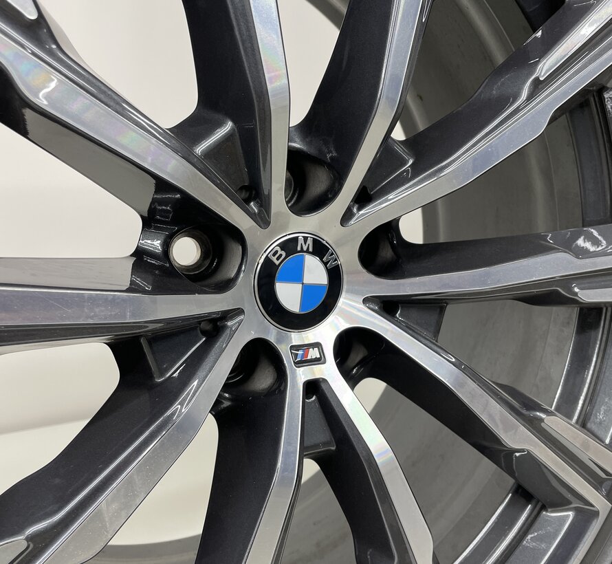 20’’ BMW X5 X6 G05 G06 VELGEN WINTERBANDEN