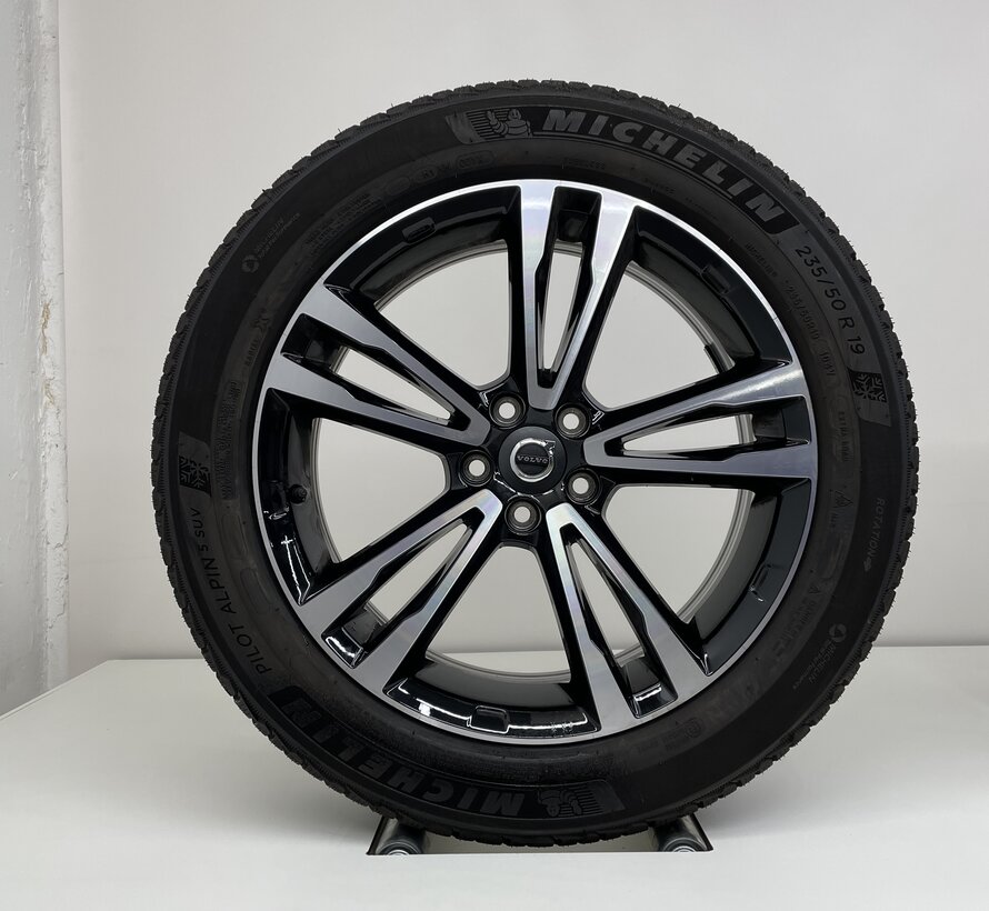 Volvo 19 inch inscription velgen + winterbanden XC40 V90CC