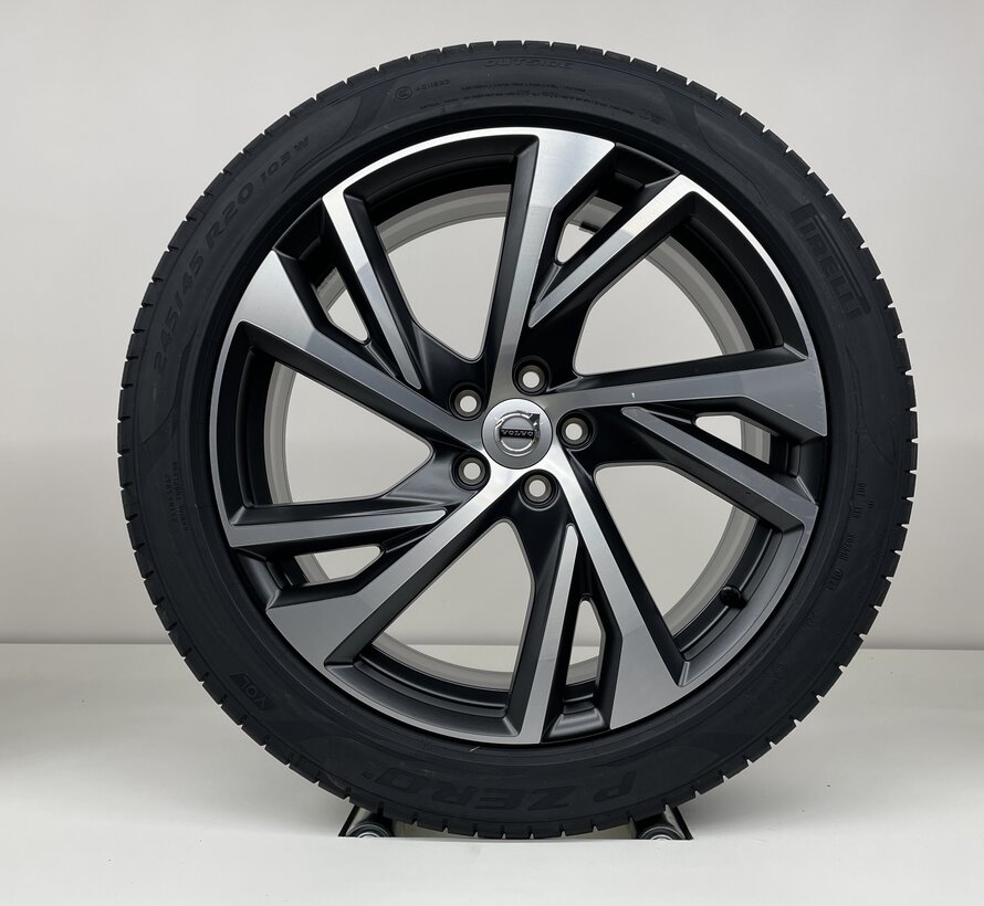 Volvo 20 inch NIEUWE R-design velgen + zomerbanden XC40