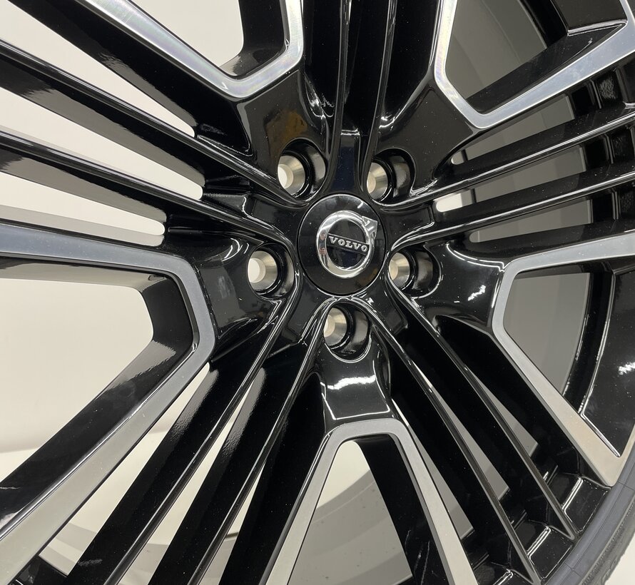 Volvo NIEUWE 21 inch velgen + Zomerbanden XC40