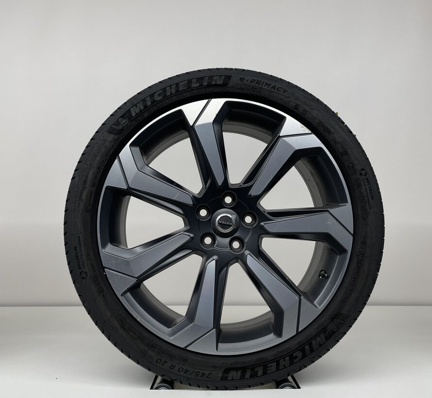 Volvo 20 inch velgen + zomerbanden V60 Cross Country