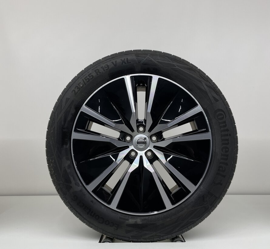Volvo 19 inch velgen + Zomer banden XC90 2015-