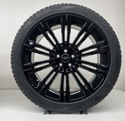 Land Rover Land Rover Range Rover (sport) 23 inch black velgen STYLE 1075 + Winterbanden NIEUW