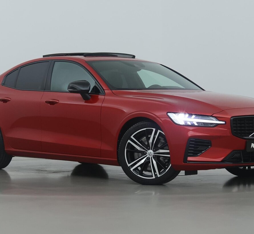 Volvo NIEUWE 19 inch R-design velgen + winterbanden V60 / S60 2018-