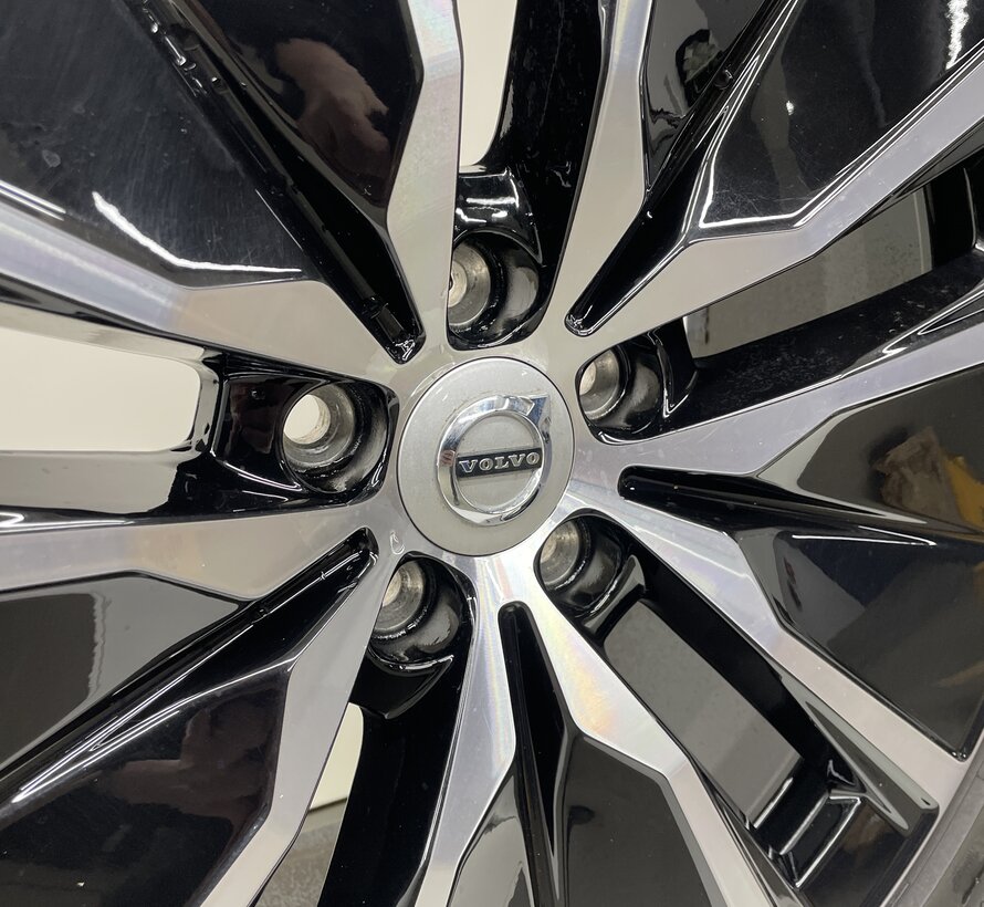 Volvo 19 inch velgen + winterbanden XC90 2015-