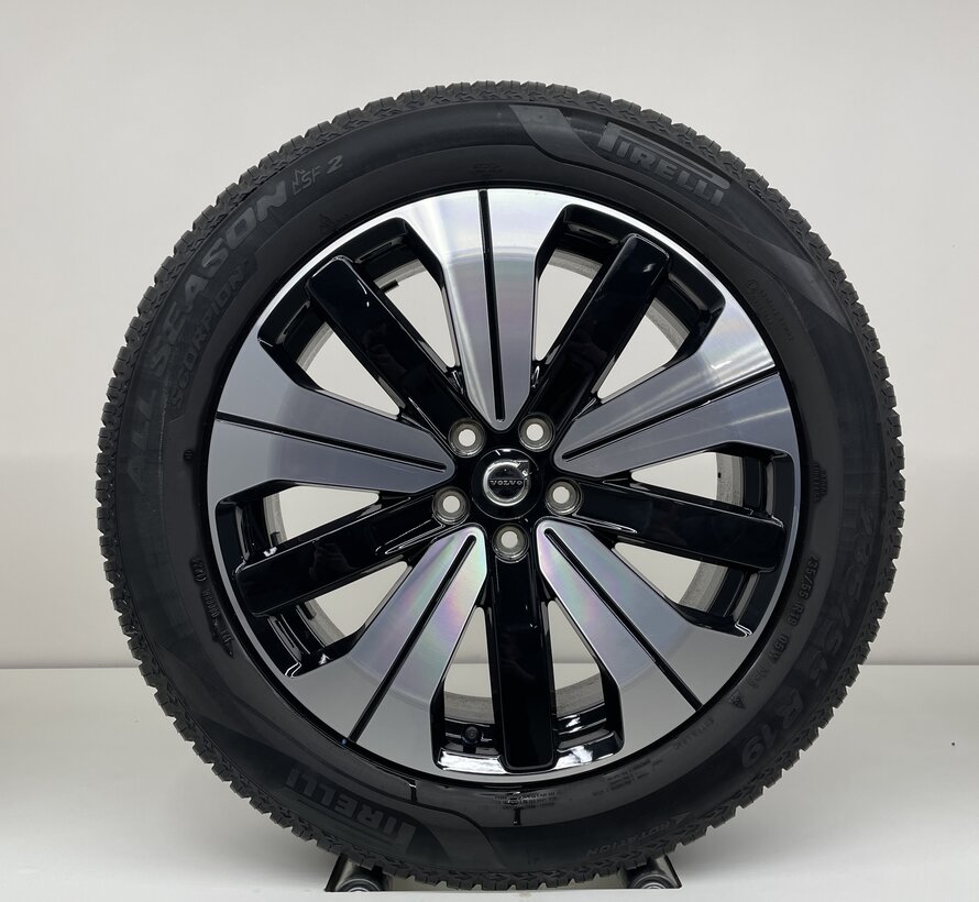 Volvo 19 inch Inscription velgen + Allseason banden XC60 2017-
