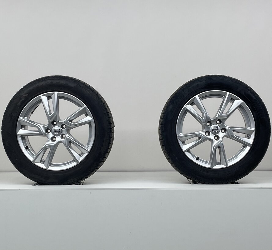 Volvo 18 inch velgen + winterbanden XC40
