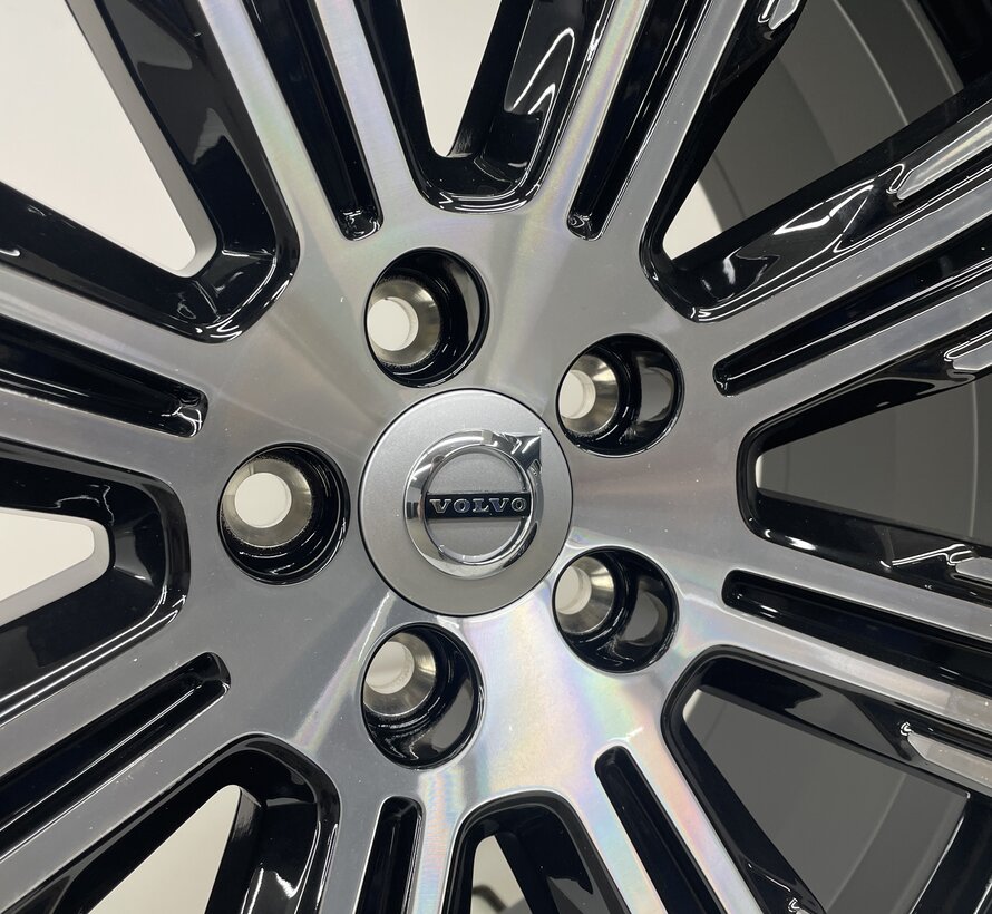 Volvo NIEUWE 20 inch velgen + winterbanden V90 / S90
