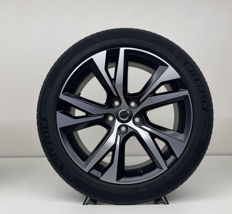 Volvo 18 inch R-design velgen + zomerbanden V60/S60 2018-