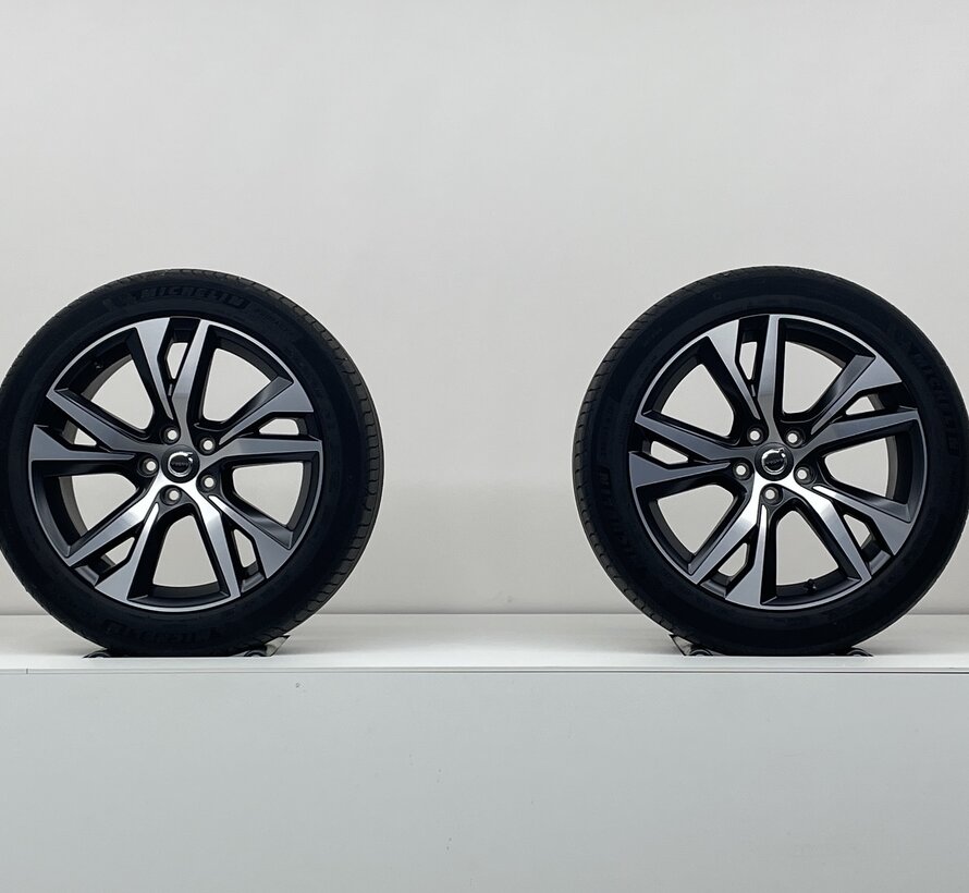 Volvo 18 inch R-design velgen + zomerbanden V60/S60 2018-