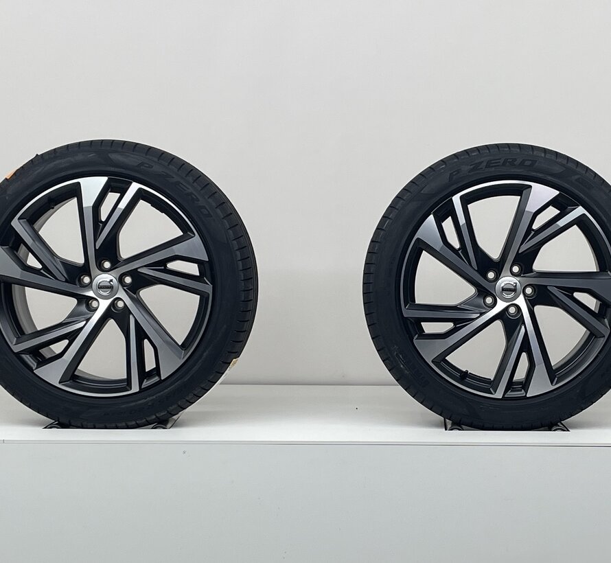 Volvo 20 inch NIEUWE R-design velgen + zomerbanden XC40